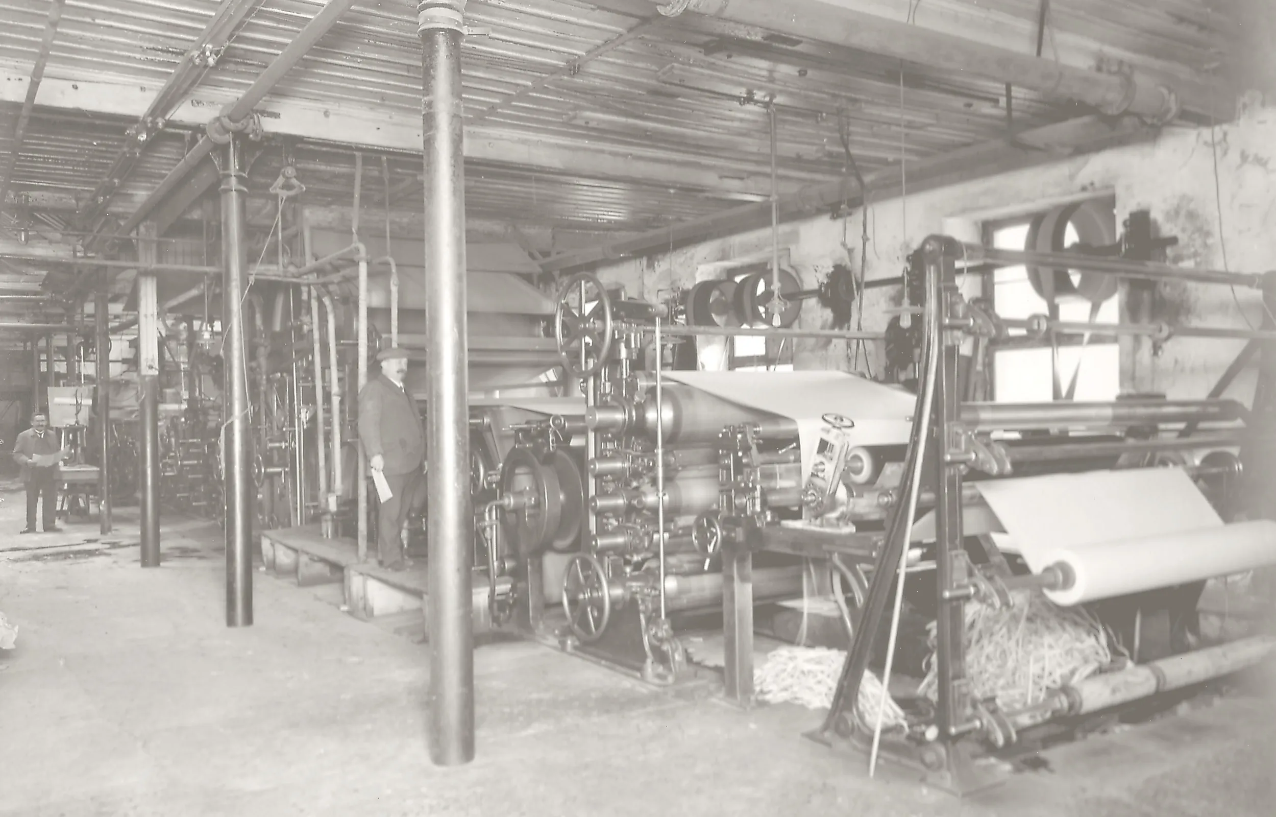Maschinengasse and paper machines